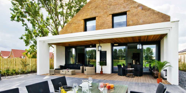 Arjen Reas Architecten - Living On The Edge